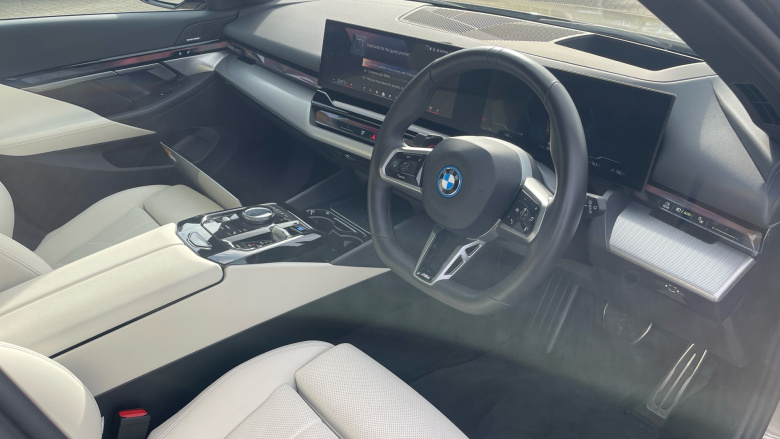 BMW i5 250kW eDrive40 M Sport 84kWh 5dr Auto Electric Estate